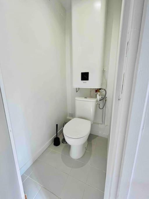 Les Iris Apartment Руан Екстериор снимка
